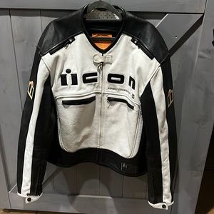 Icon riding jacket used only a few times